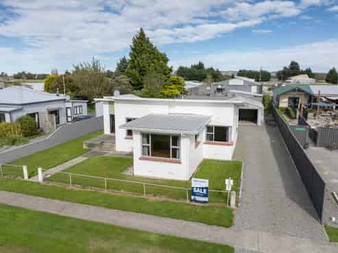 6 Helena Street, Lumsden