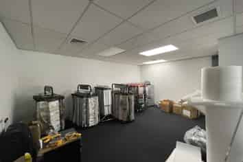 Versatile 424sqm Office with Expansion Options