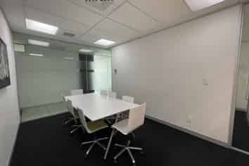 772sqm Showroom in Strategic Industrial Location