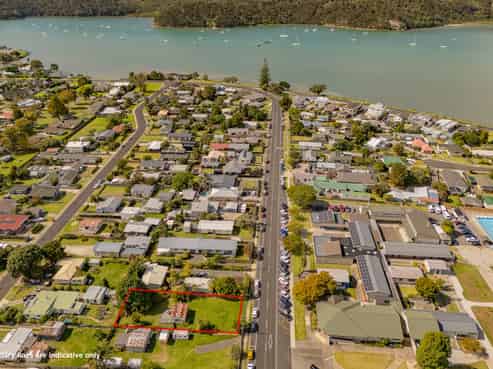 33 South Highway, Whitianga