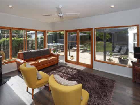 1 Pah Road, Kawaha Point