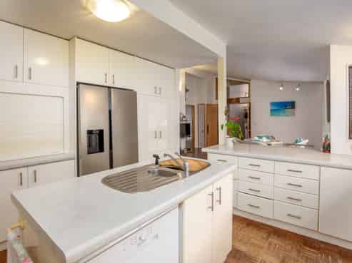 78 Charles Prevost Drive, The Gardens