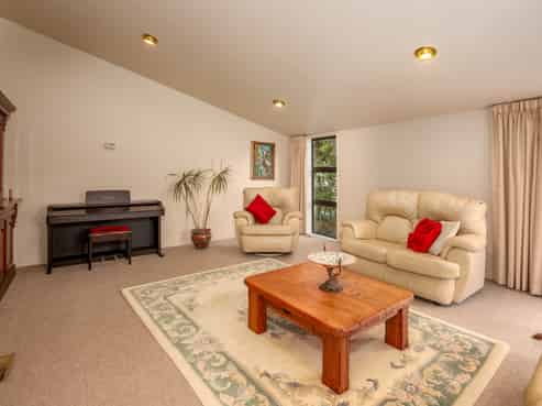 78 Charles Prevost Drive, The Gardens