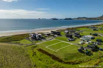 99 Skippers Road, Opito Bay