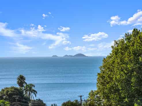 57 Hill Road, Palm Beach