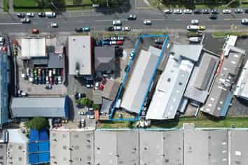 Standalone Mt Roskill Warehouse