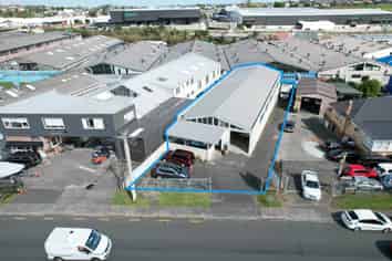 Standalone Mt Roskill Warehouse