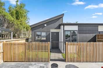 16/425 Dey Street, Hamilton East