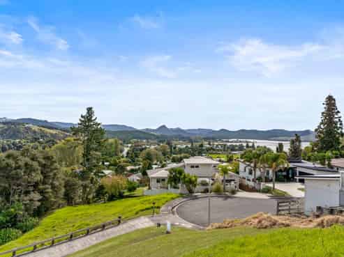 109 Elsinore Close, Whangamata