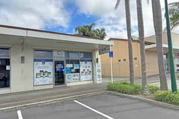 CHAPEL ROAD RETAIL SHOP FOR SUB-LEASE
