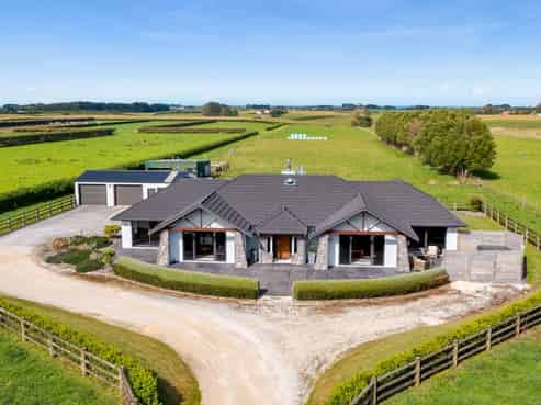 105 Mawhitiwhiti Road, Normanby