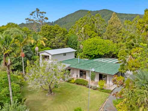 2395 State Highway 1, Brynderwyn,, Kaiwaka