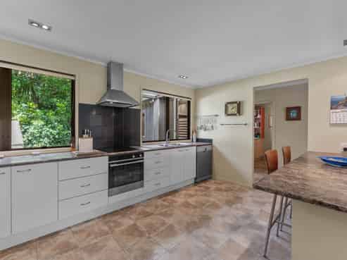 2395 State Highway 1, Brynderwyn,, Kaiwaka