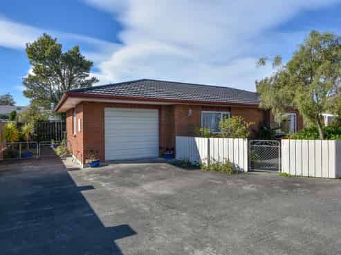 72 Pembroke Street, Carterton
