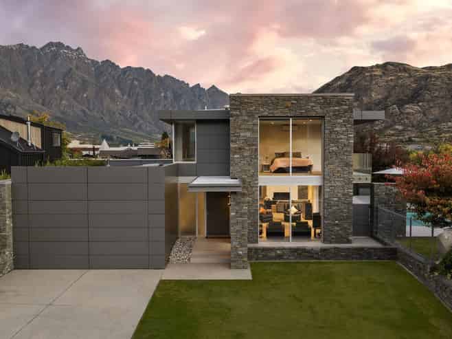 9 Stewart Street, Queenstown