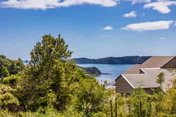 112 School Road, Paihia