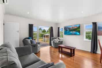 11 Argyle Street, Waipu