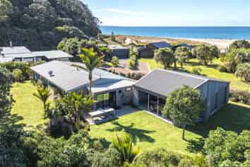 7 Pye Place, Hot Water Beach
