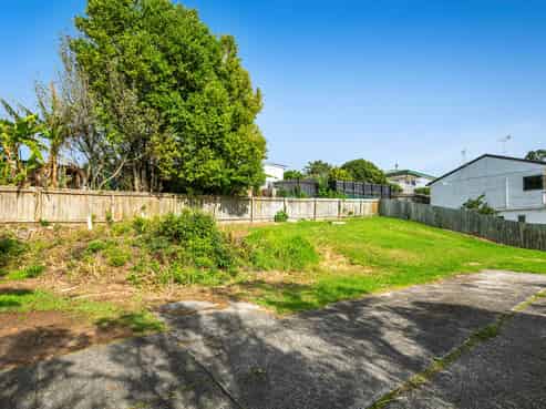 599 Whangaparaoa Road, Stanmore Bay