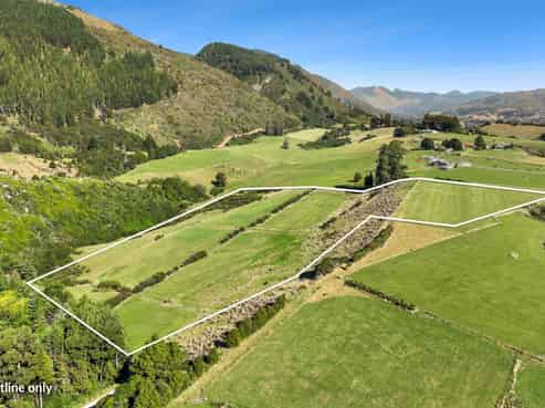 333  Packard Road, Takaka