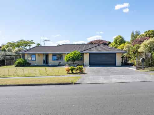 46 Ayrshire Drive, Grandview Heights