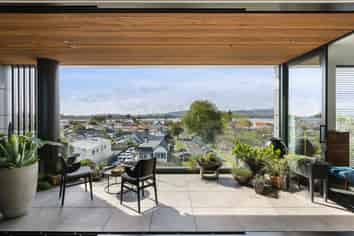404/359 Cameron Road, Tauranga