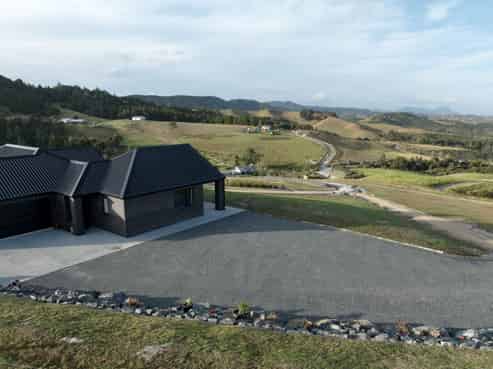 717 Millbrook Road, Waipu