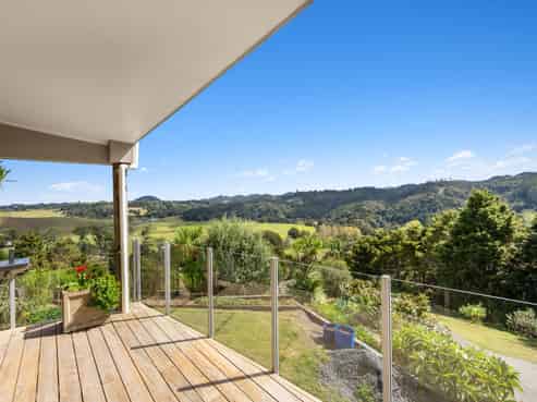 24 Coalhill Lane, Kiripaka