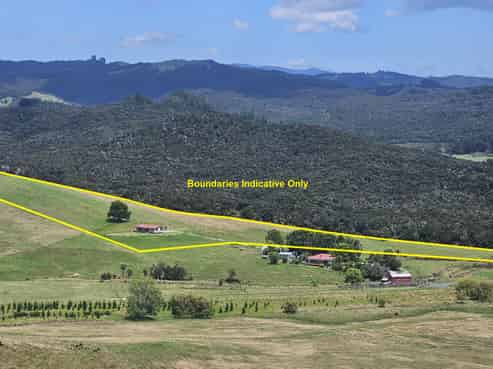 Lot 1/36 Te Moho Road, Taipa