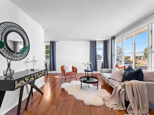82 Vine Street, Mangere East