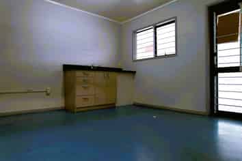 Well-Presented Wiri Industrial Unit | 258m2