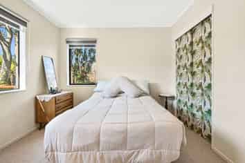 56a Edmund road, Mangakakahi