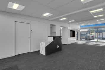High profile Riccarton retail opportunity