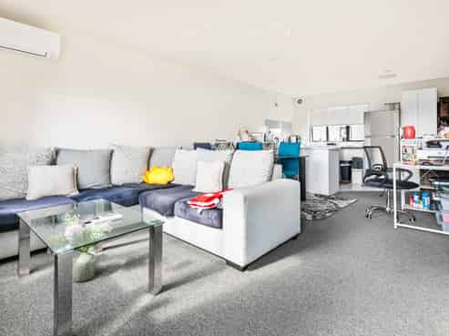 7/12 Ambrico Place, New Lynn