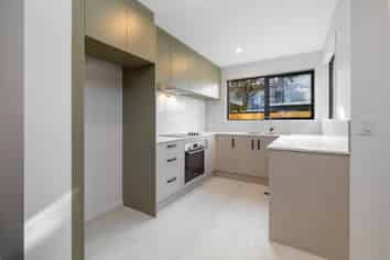 4 & 5/11 Brockworth Place, Riccarton