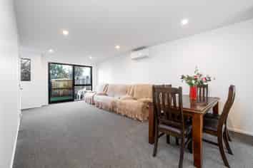 4 & 5/11 Brockworth Place, Riccarton