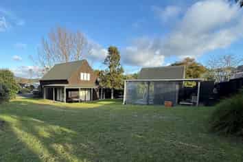 115 Waimaire , Matarangi