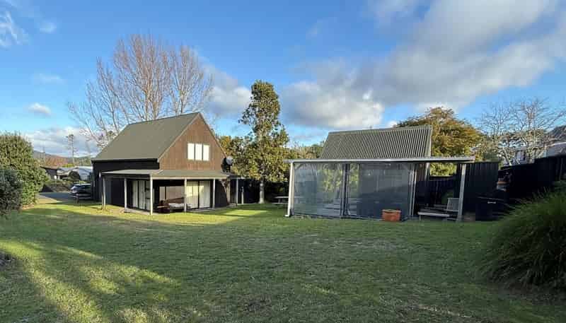 115 Waimaire , Matarangi