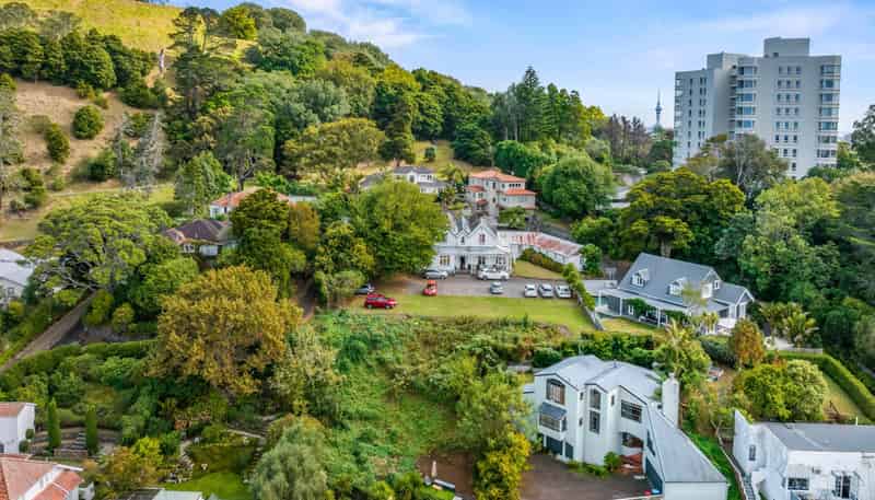 79 Owens Road, Epsom