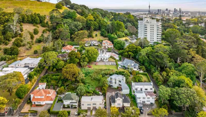 79 Owens Road, Epsom