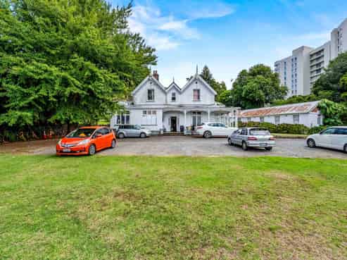 Elevated Epsom boarding house for sale