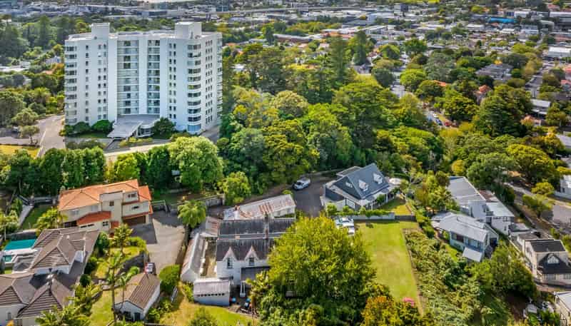 79 Owens Road, Epsom