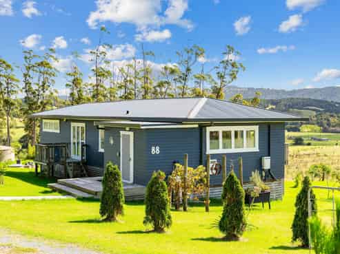 88 Walters Road, Waipu