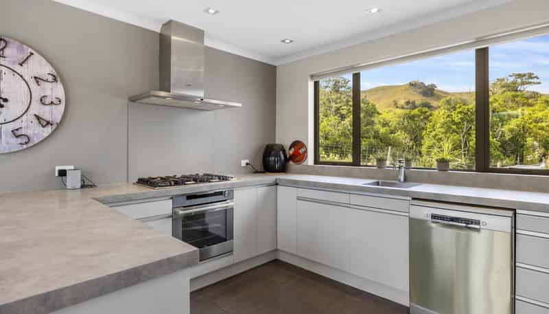 61 Whites Road, Waikouaiti