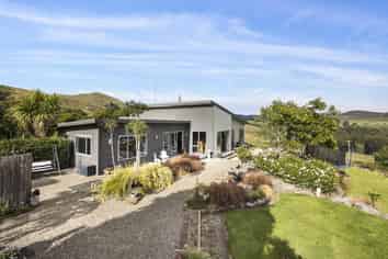 61 Whites Road, Waikouaiti