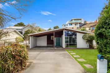 133 Great North Road, Otamatea
