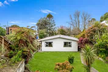 133 Great North Road, Otamatea
