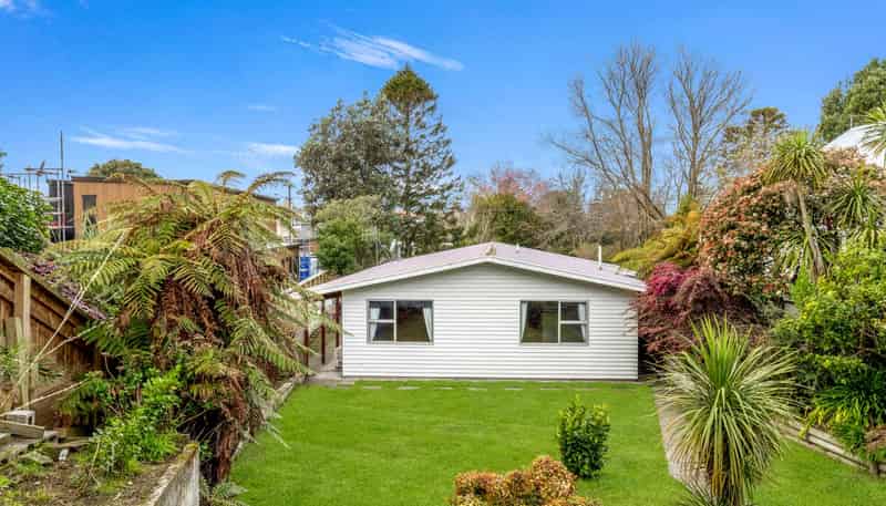 133 Great North Road, Otamatea