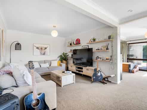 336 One Tree Point Road, One Tree Point