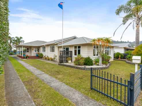 214 Rangi Avenue, Whangamata